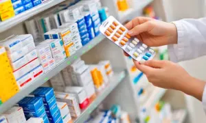 Farmacja co po studiach: najlepsze ścieżki kariery dla absolwentów