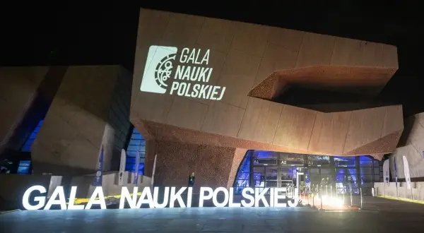 Co to jest działalność kulturalno oświatowa i jakie ma znaczenie?