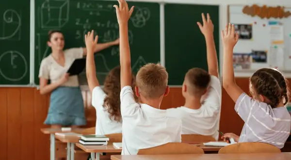 Co nowego w oświacie: kluczowe zmiany, które wpłyną na edukację