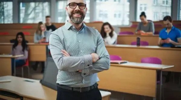 Jak zdobyć tytuł profesora oświaty - sprawdź wymagania i procedury